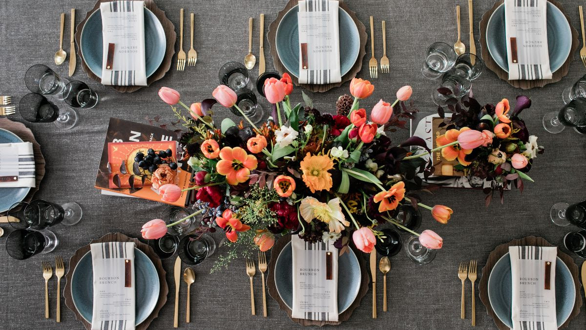 Planning a Small Event at Home? Try These Turnkey Solutions for Decor ...