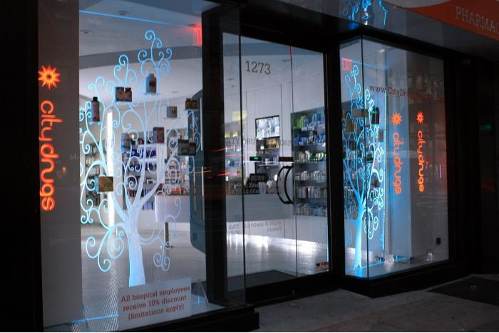 Store Window Display Design and Construction