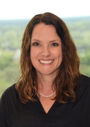 beth siemer headshot