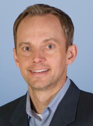 E_Hyllegren headshot.jpg