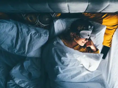 Înțelegerea durerilor din timpul nopții și cum să dormiți mai bine când aveți dureri