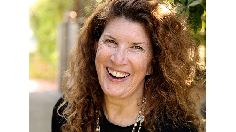 A headshot of Alyssa Walles A headshot of Alyssa Walles