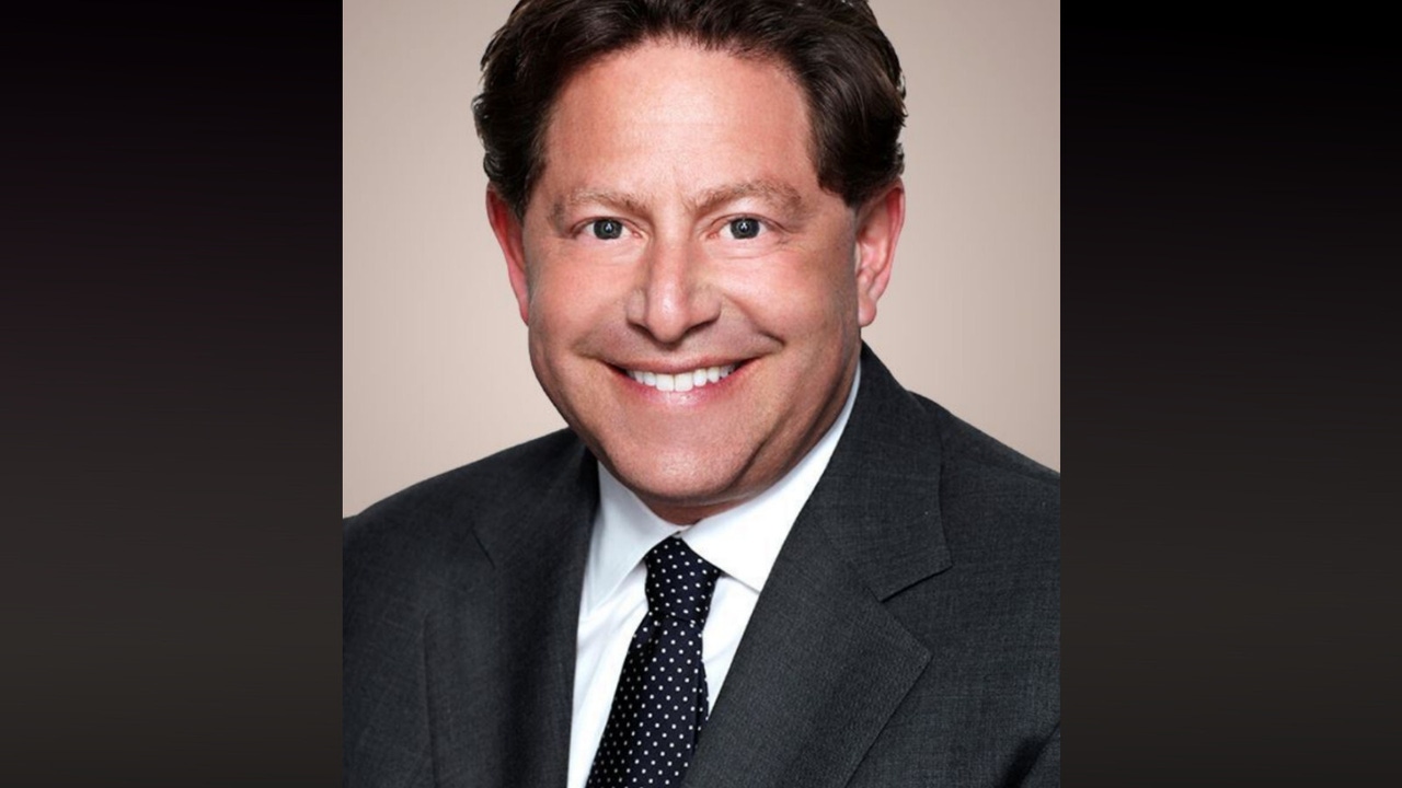Activision Blizzard CEO Bobby Kotick的照片,展示其在游戏行业的领导地位