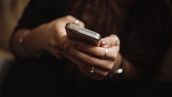 移动设备上的手机