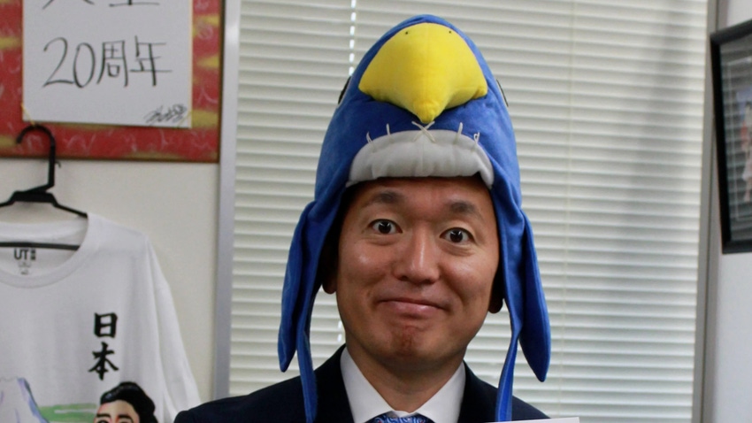 Nippon Ichi Software ex-president Soheii Niikawa posing for a Reddit AMA.