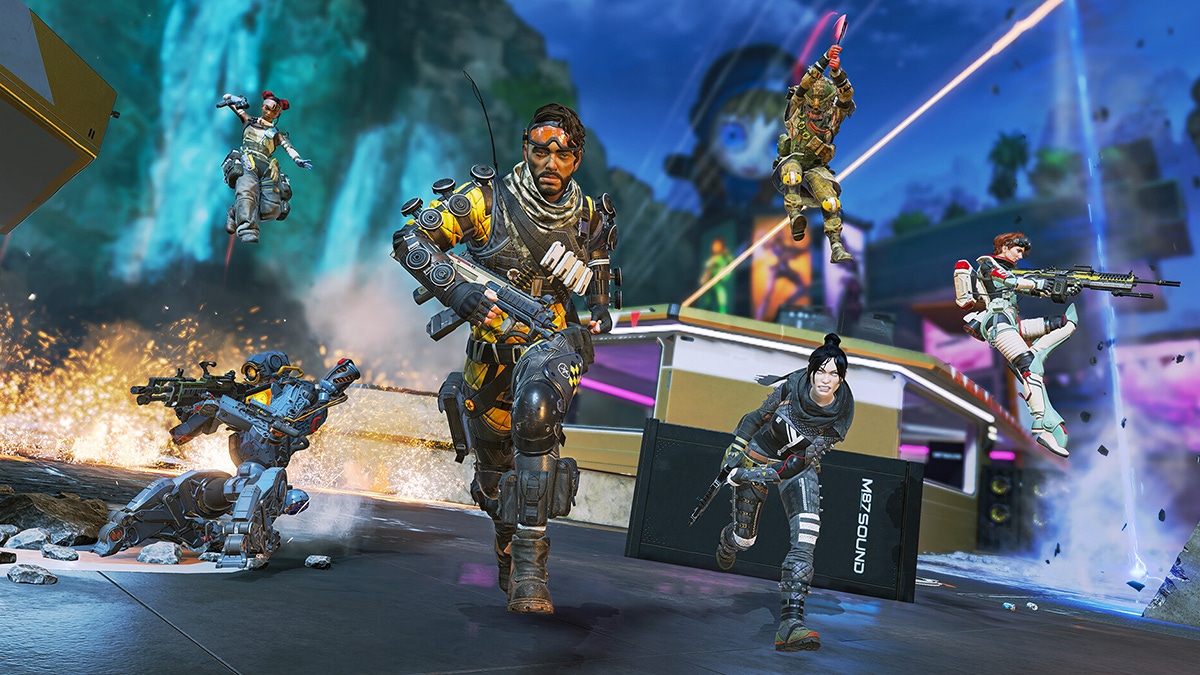 Players running into battle in Apex Legends. Players running into battle in Apex Legends.