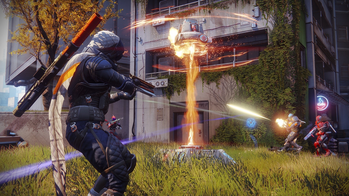 A screenshot from Destiny 2 showing a battle between Guardians A screenshot from Destiny 2 showing a battle between Guardians