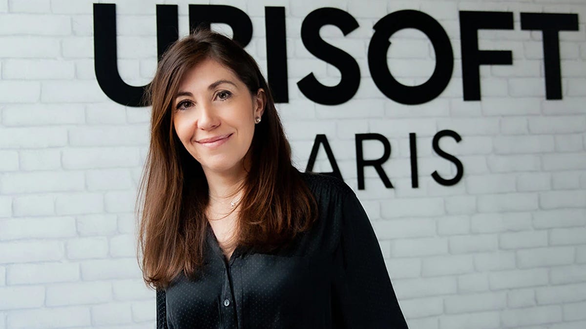 Ubisoft 公司标志与新任高管照片