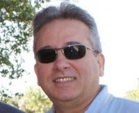Roberto Lopez Mendez Headshot