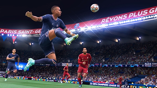 FIFA 22游戏截图,展示未来电子体育的发展趋势
