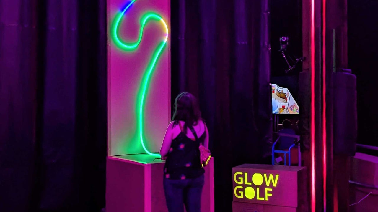 Glow Golf游戏展示
