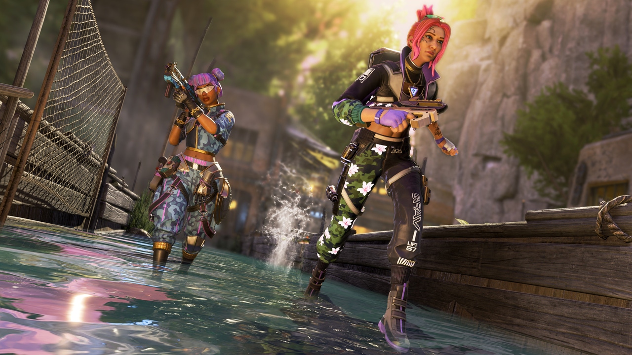 Two characters from Apex Legends run toward the camera. Two characters from Apex Legends run toward the camera.