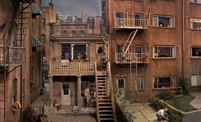 Rear Window's set