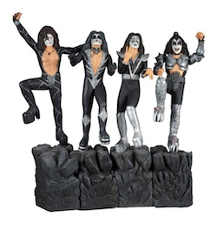 Live Nation Signs Kiss Model Deal Live Nation Signs Kiss Model Deal