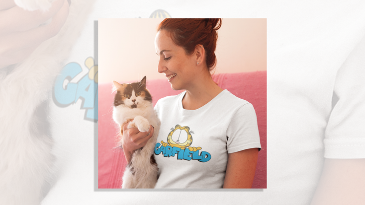 Garfield T-shirt. Garfield T-shirt.