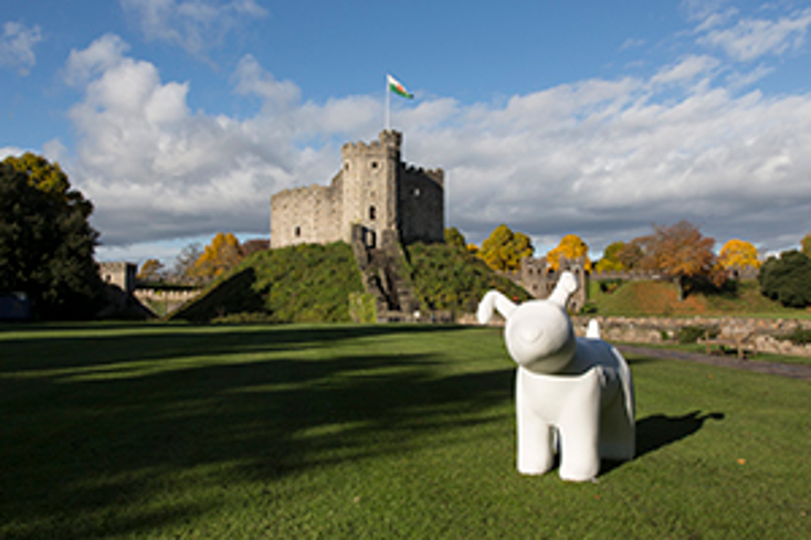 Snowdogs Sculptures to Decorate Wales 2