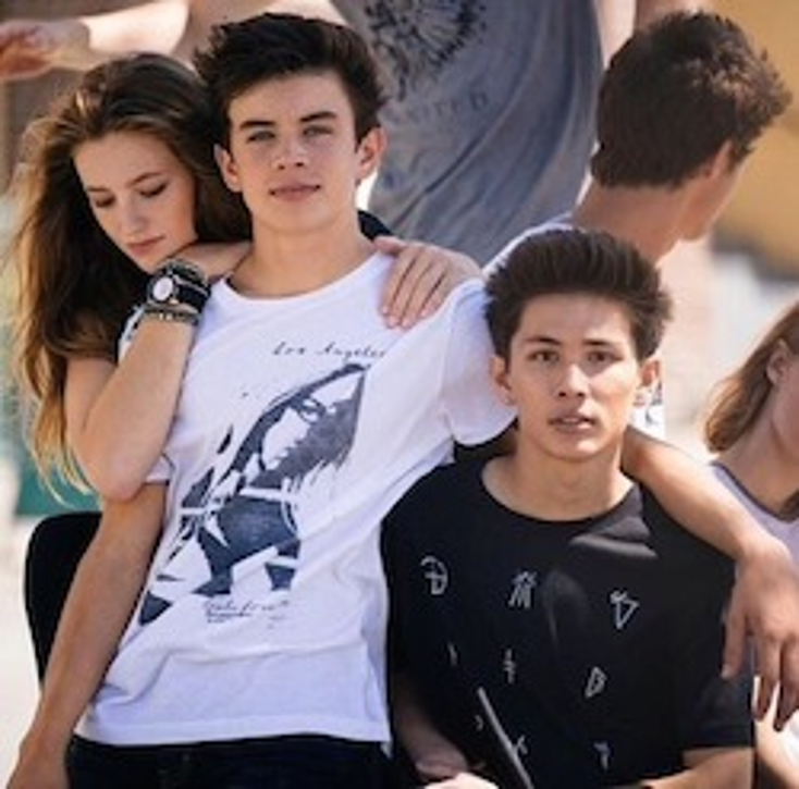 Aeropostale Develops Line with Vine Stars Aeropostale Develops Line with Vine Stars