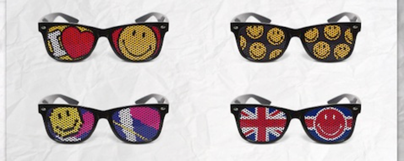 Smiley500.jpg Smiley500.jpg