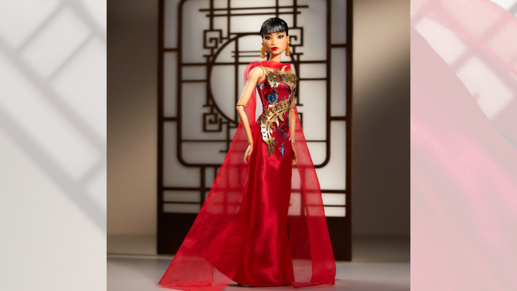 Anna May Wong doll. Anna May Wong doll.