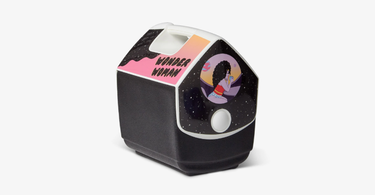 wonderwomanigloo.png wonderwomanigloo.png