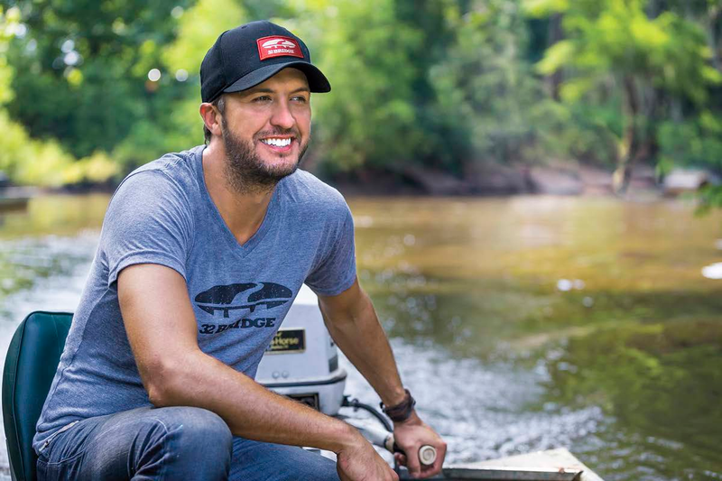 Luke_Bryan_selects_3.jpg Luke_Bryan_selects_3.jpg