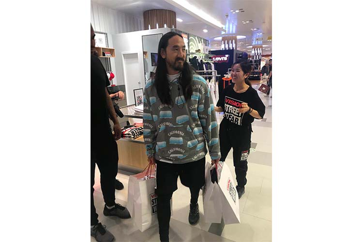 Vision Street Wear Eyes Chinese Market Vision Street Wear Eyes Chinese Market