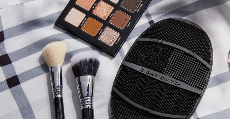 Sigma Beauty brushes, eyeshadow palettes and brush cleaner Sigma Beauty brushes, eyeshadow palettes and brush cleaner