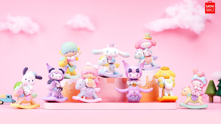 Collectable items from the MINISO Sanrio blind boxes.