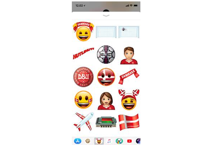 Bends it Like Boldspil: Emoji Builds Danish Football Icons