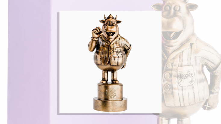 The "Bullseye" bronze bully trophy.