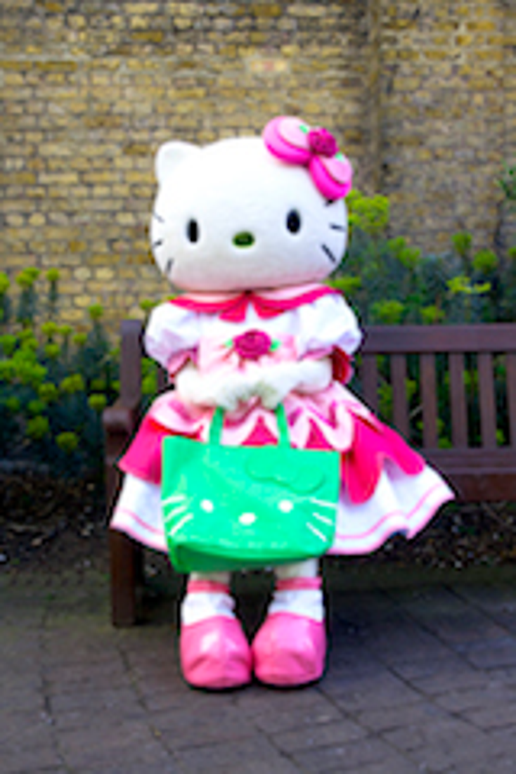 Hello Kitty To Spread Kindness in London Hello Kitty To Spread Kindness in London