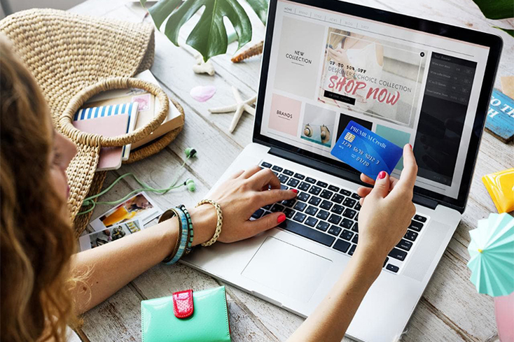 Online Apparel Purchases Hit New High Online Apparel Purchases Hit New High