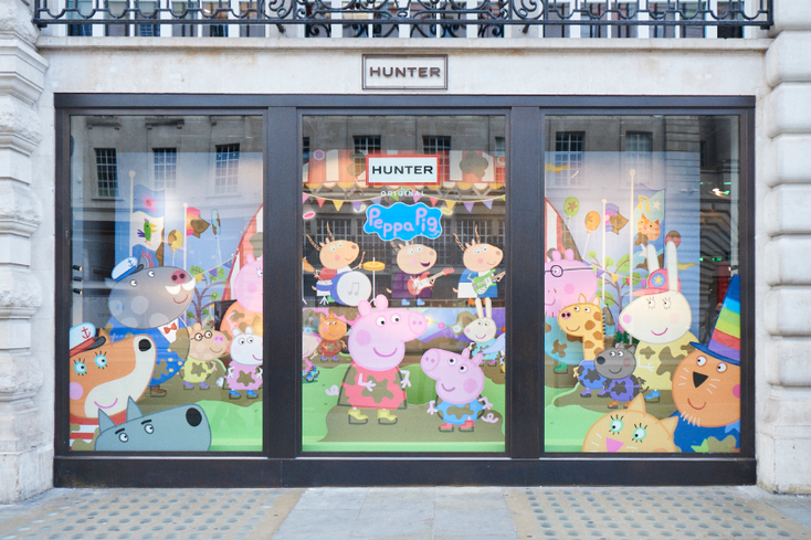 'Peppa Pig' Splashes into Stores with Limited Edition Hunter Collaboration 'Peppa Pig' Splashes into Stores with Limited Edition Hunter Collaboration
