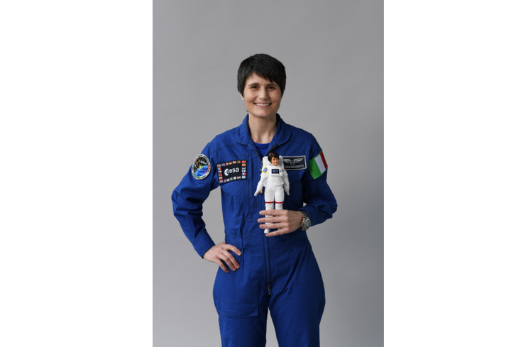 Barbie, ESA Inspire the Next Generation of STEM Leaders Barbie, ESA Inspire the Next Generation of STEM Leaders