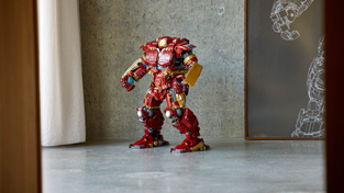  The “Iron Man” Hulkbuster set.