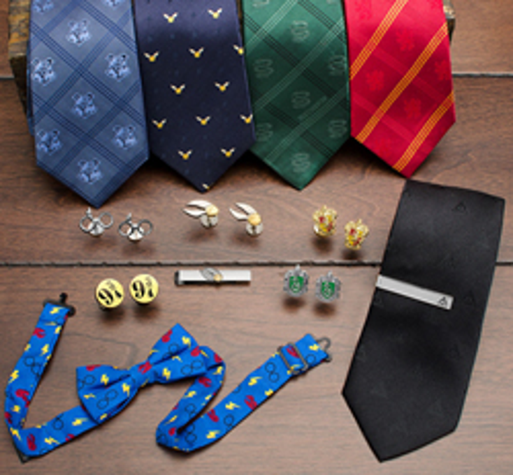 WBCP Adds Harry Potter Cufflinks WBCP Adds Harry Potter Cufflinks