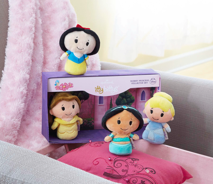 Hallmark's Itty Bittys Take Off Hallmark's Itty Bittys Take Off