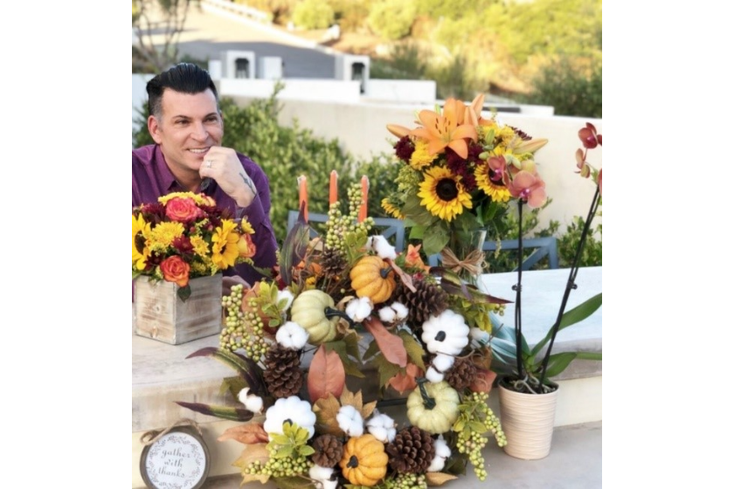 David Tutera Blossoms with 1-800-Flowers Deal David Tutera Blossoms with 1-800-Flowers Deal