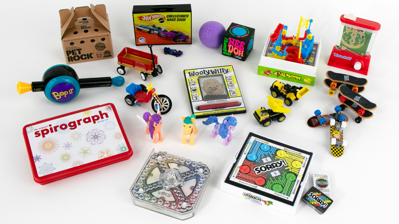 A collection of Super Impulse's World's Smallest toy line. A collection of Super Impulse's World's Smallest toy line.