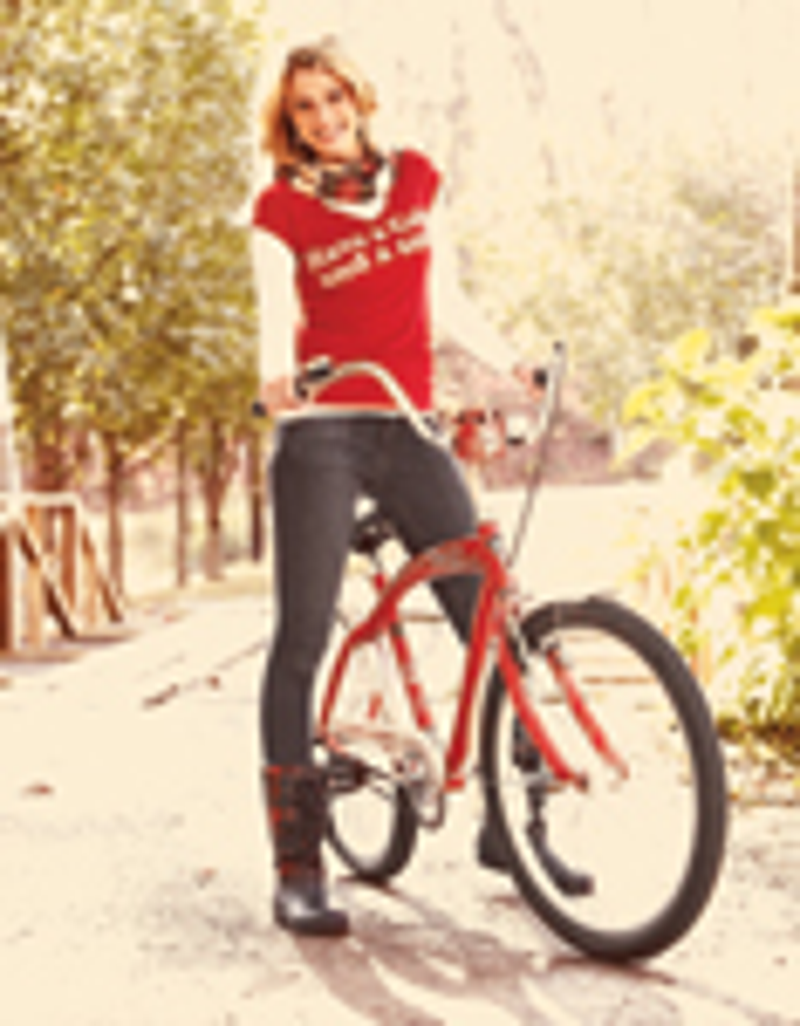 CM1211_038_COCA_COLA_FASHION-NIRVE-Bike-5-29-13.jpg CM1211_038_COCA_COLA_FASHION-NIRVE-Bike-5-29-13.jpg