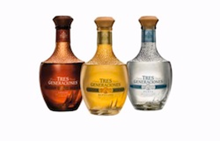 De La Hoya Partners with Tequila
