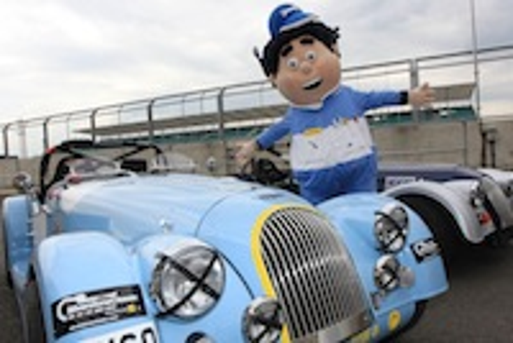 Roary Races to U.K. Car Event Roary Races to U.K. Car Event