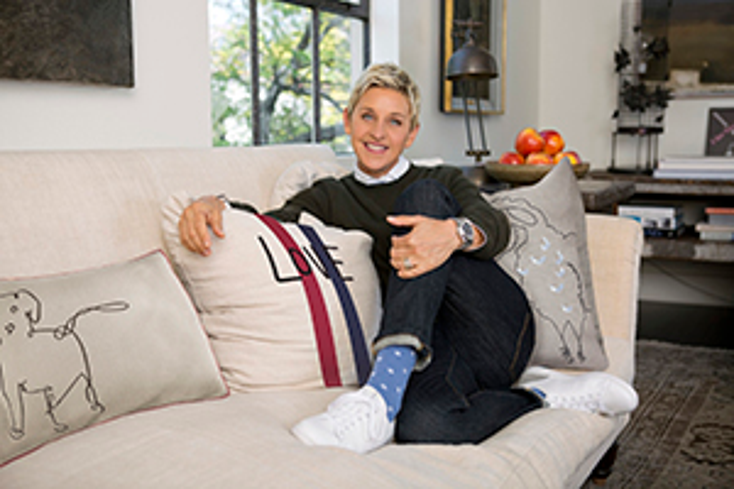Ellen DeGeneres Heads to the Pet Aisle Ellen DeGeneres Heads to the Pet Aisle