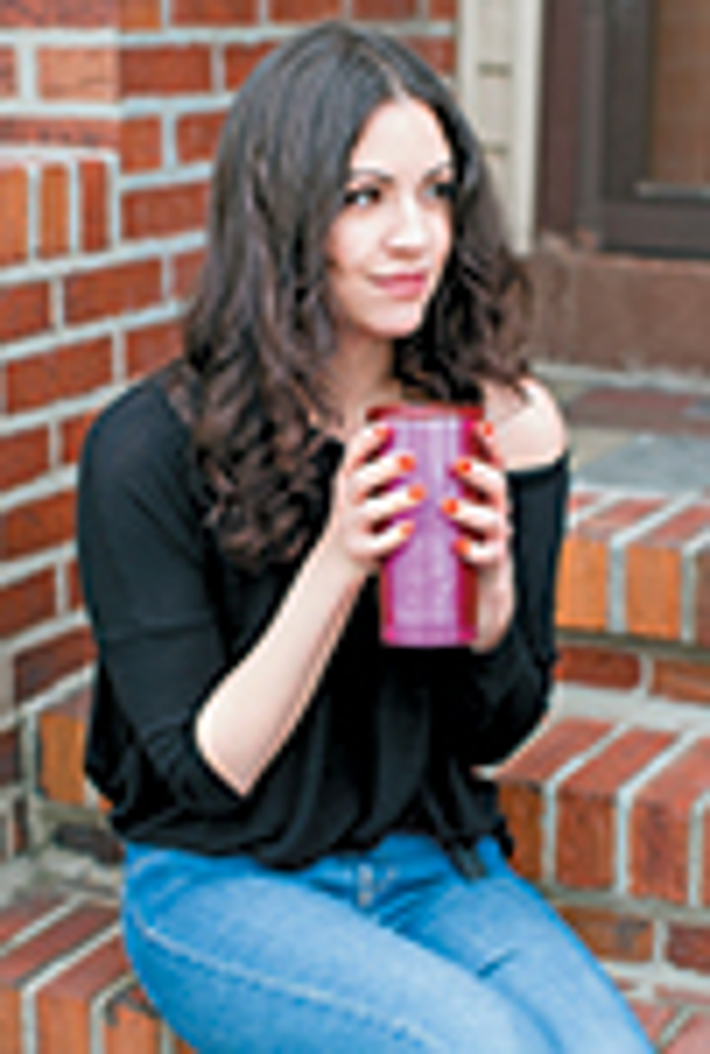 2-SB-Lifestyle-Shot.jpg 2-SB-Lifestyle-Shot.jpg