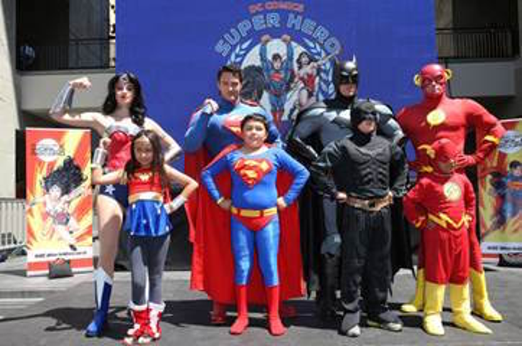DC Fans Unite to Set World Record