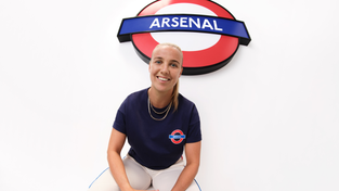 T-shirt from Arsenal x Tfl collection.
