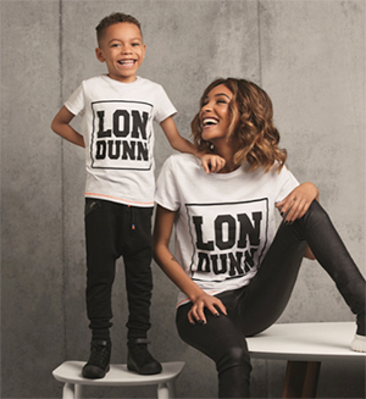 Marks & Spencer Collaborates with Supermodel Marks & Spencer Collaborates with Supermodel