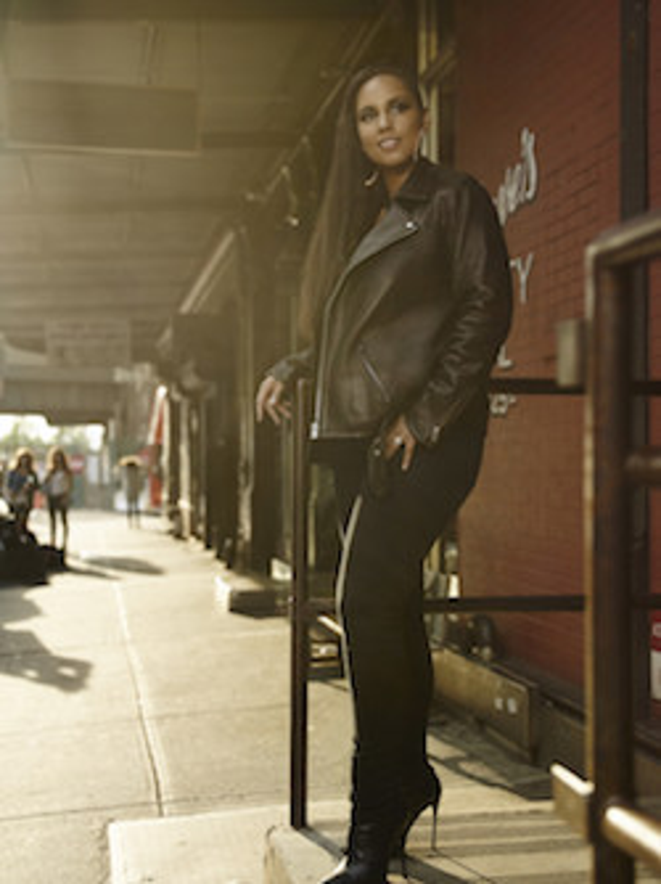 Alicia Keys Helps Launch New Levi's Line Alicia Keys Helps Launch New Levi's Line