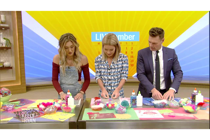 LaurDIY Clicks into Innovative Retail (Exclusive) LaurDIY Clicks into Innovative Retail (Exclusive)
