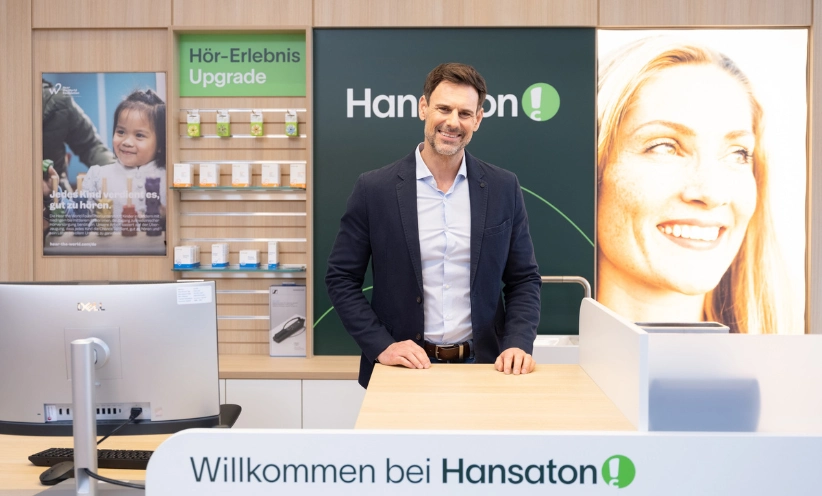 akustiker-am-hansaton-empfang.webp
